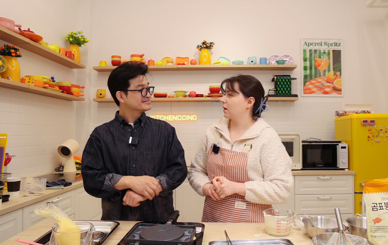 유튜브 붕어 빵을 쉽게 만들기 촬영 중입니다.
